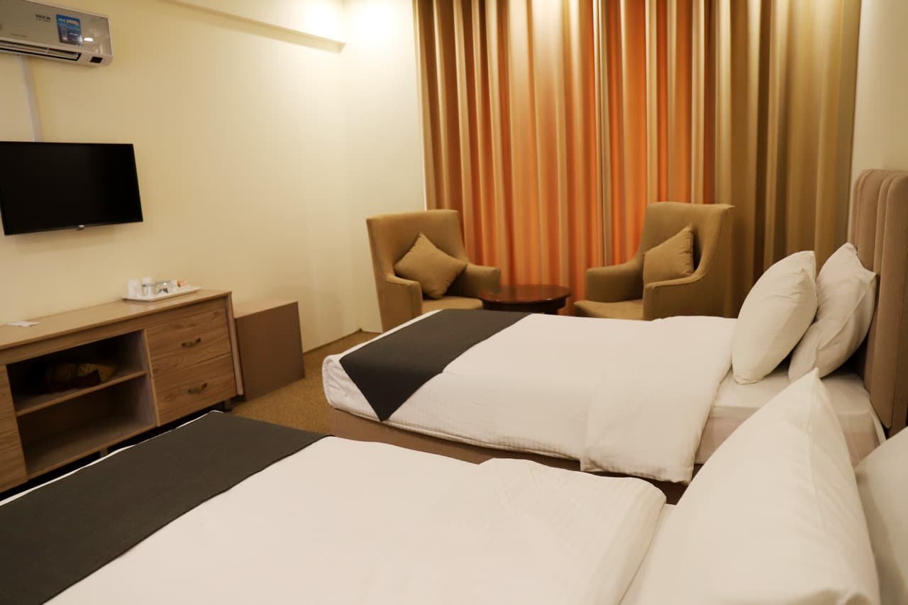 Standard Deluxe Triple Room